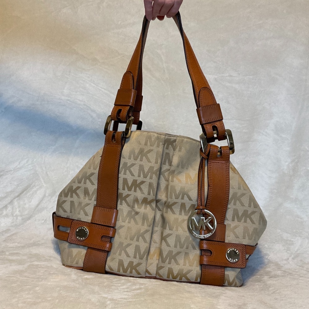 Used Michael Kors Medium Brown Fabric Shoulder Bag